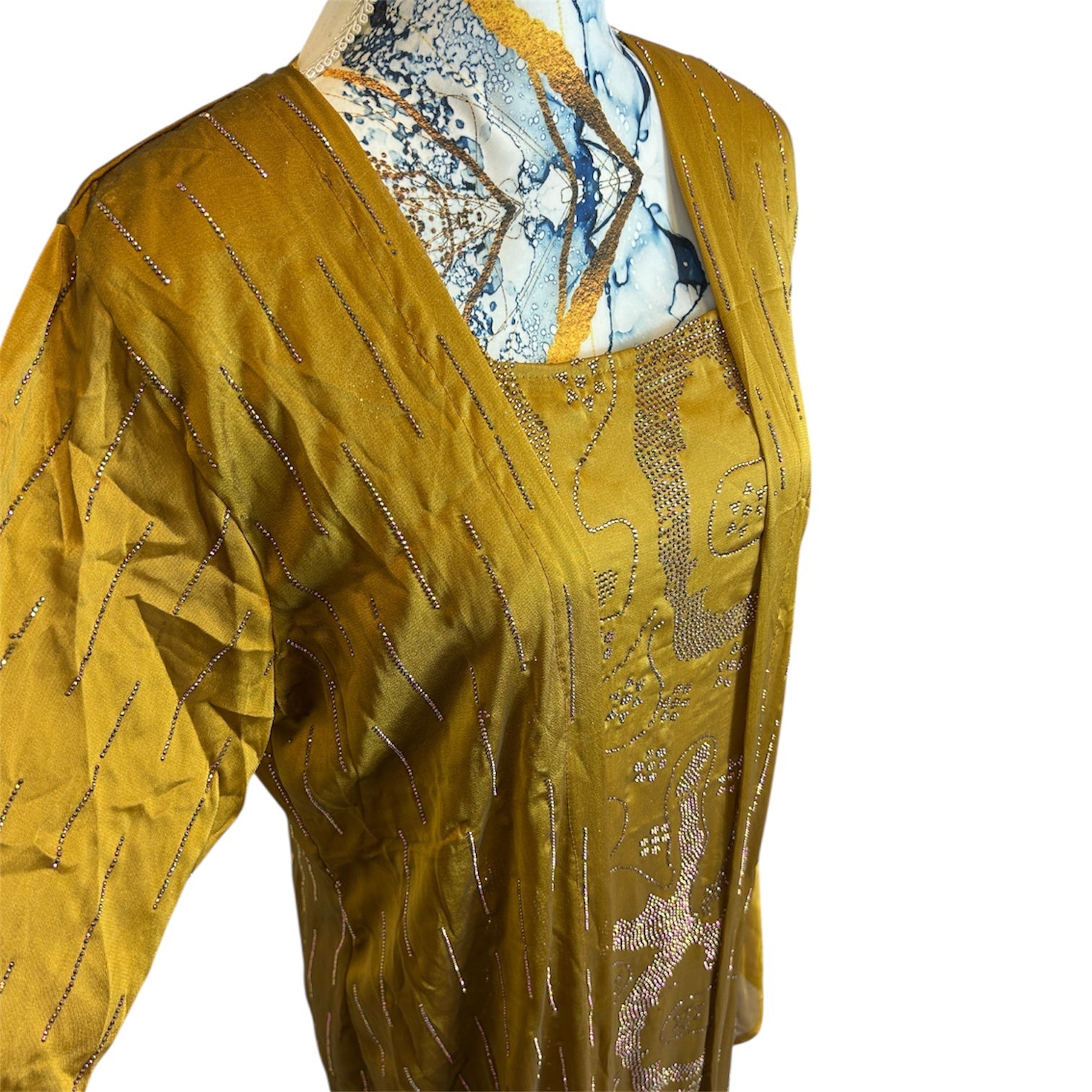 Kurdischer Luxus-Kaftan in Gold – Handverziert & mit Glitzersteinen Kurdish Fanshop
