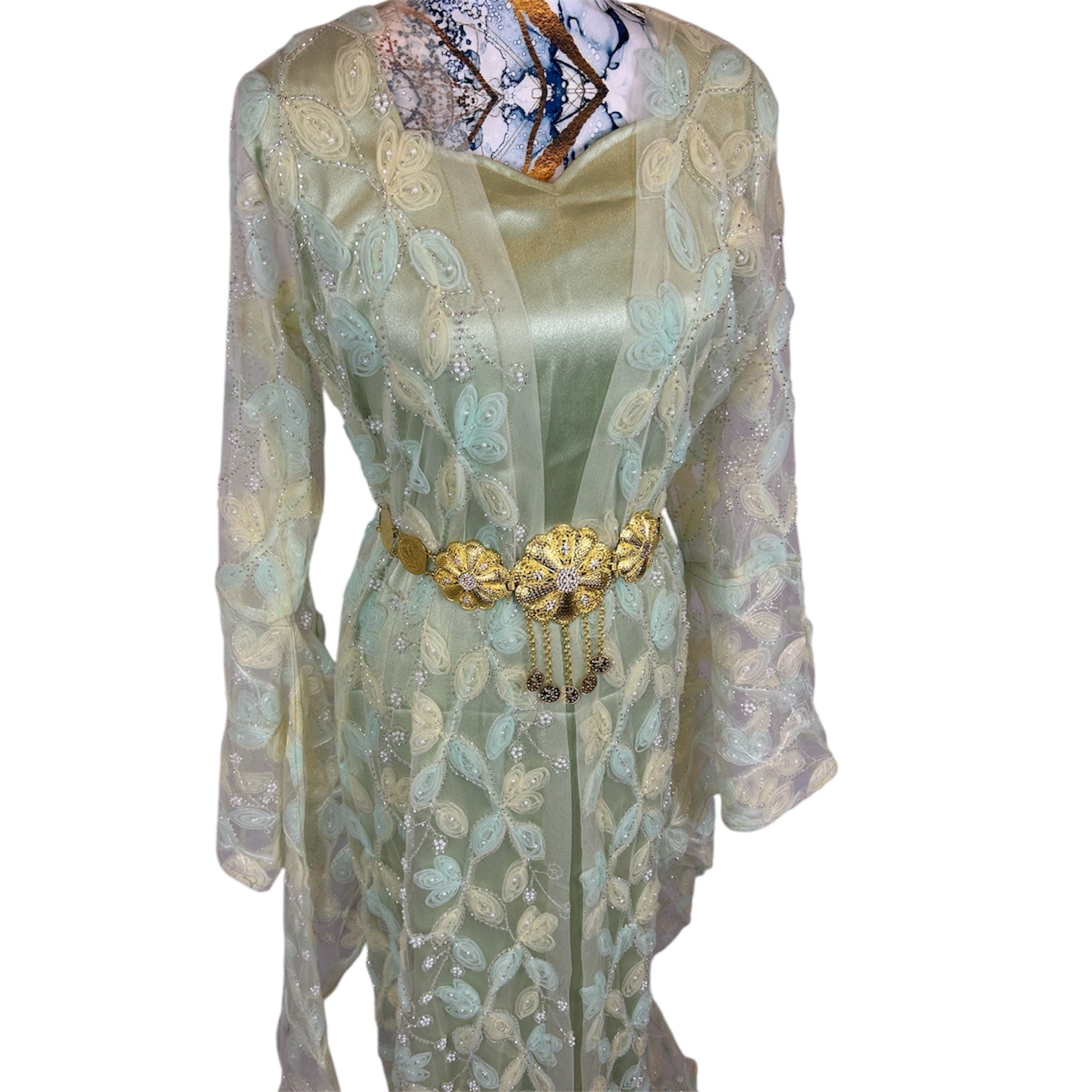 Kurdischer Luxus-Kaftan in Mintgrün – Handverziert & mit Glitzersteinen Kurdish Fanshop