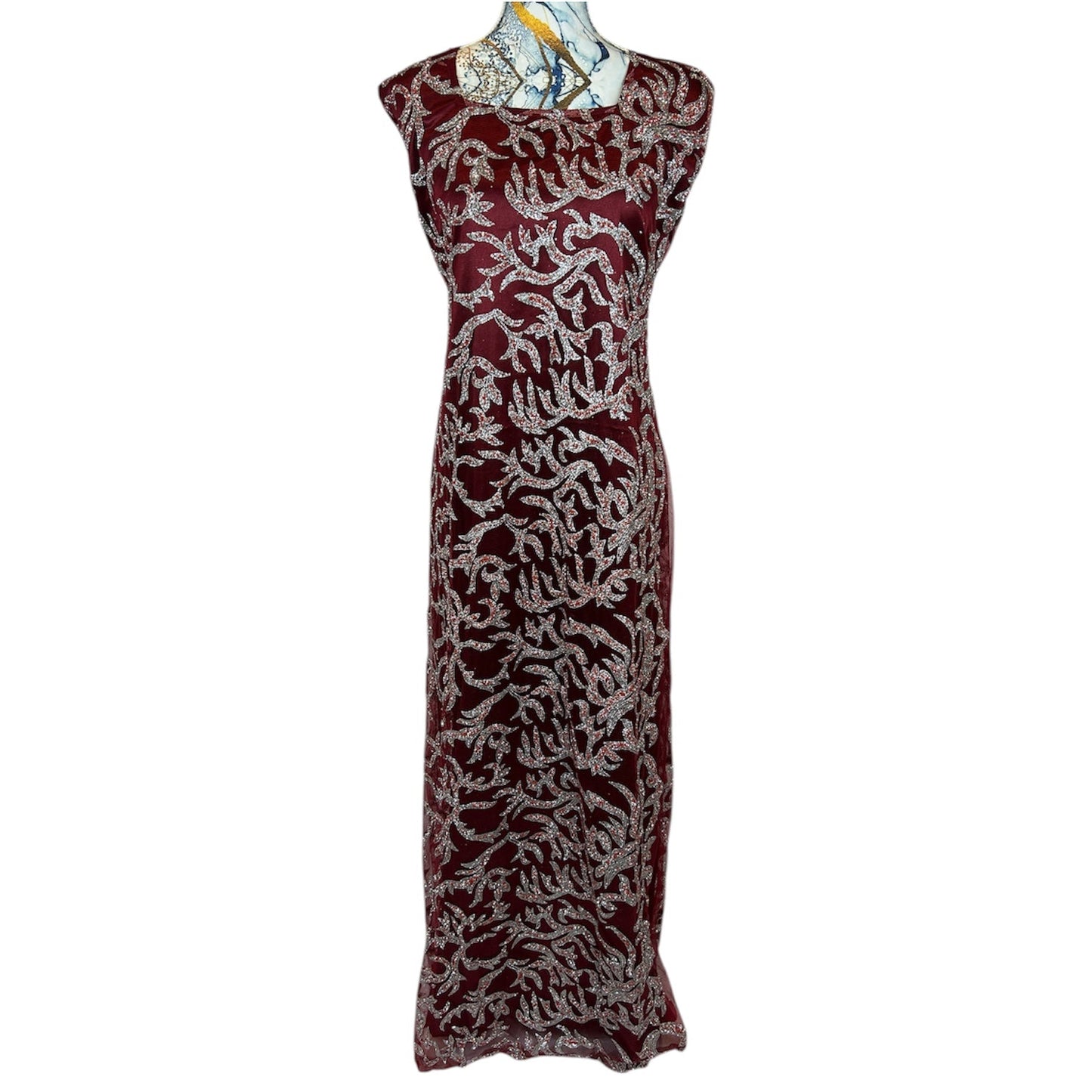 Kurdischer Luxus-Kaftan in Bordeaux-Rot – Handverziert mit Silberglitzer & Goldgürtel Kurdish Fanshop