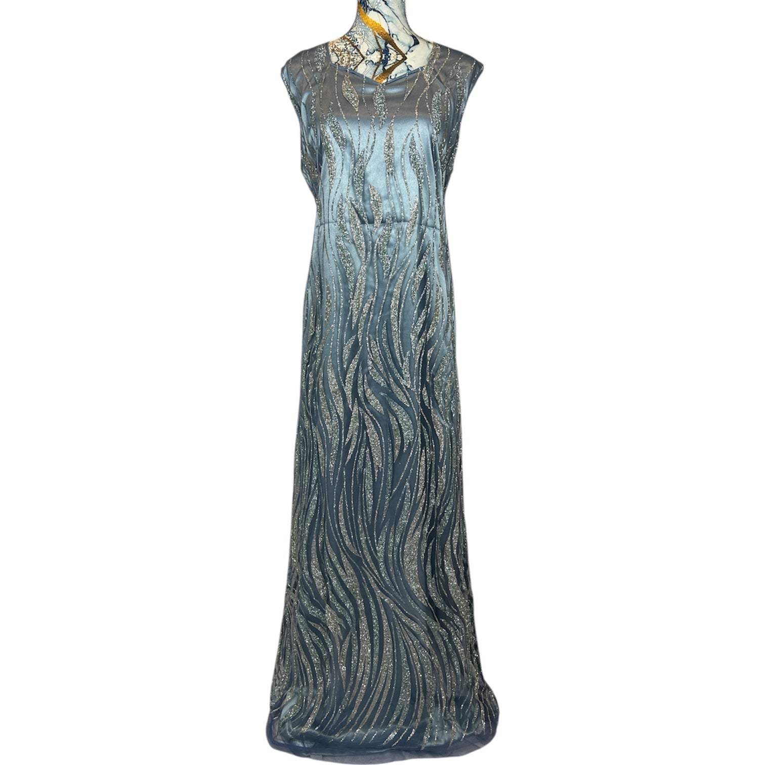 Kurdischer Luxus-Kaftan in Himmelblau – Handverziert & Mit Goldgürtel Kurdish Fanshop