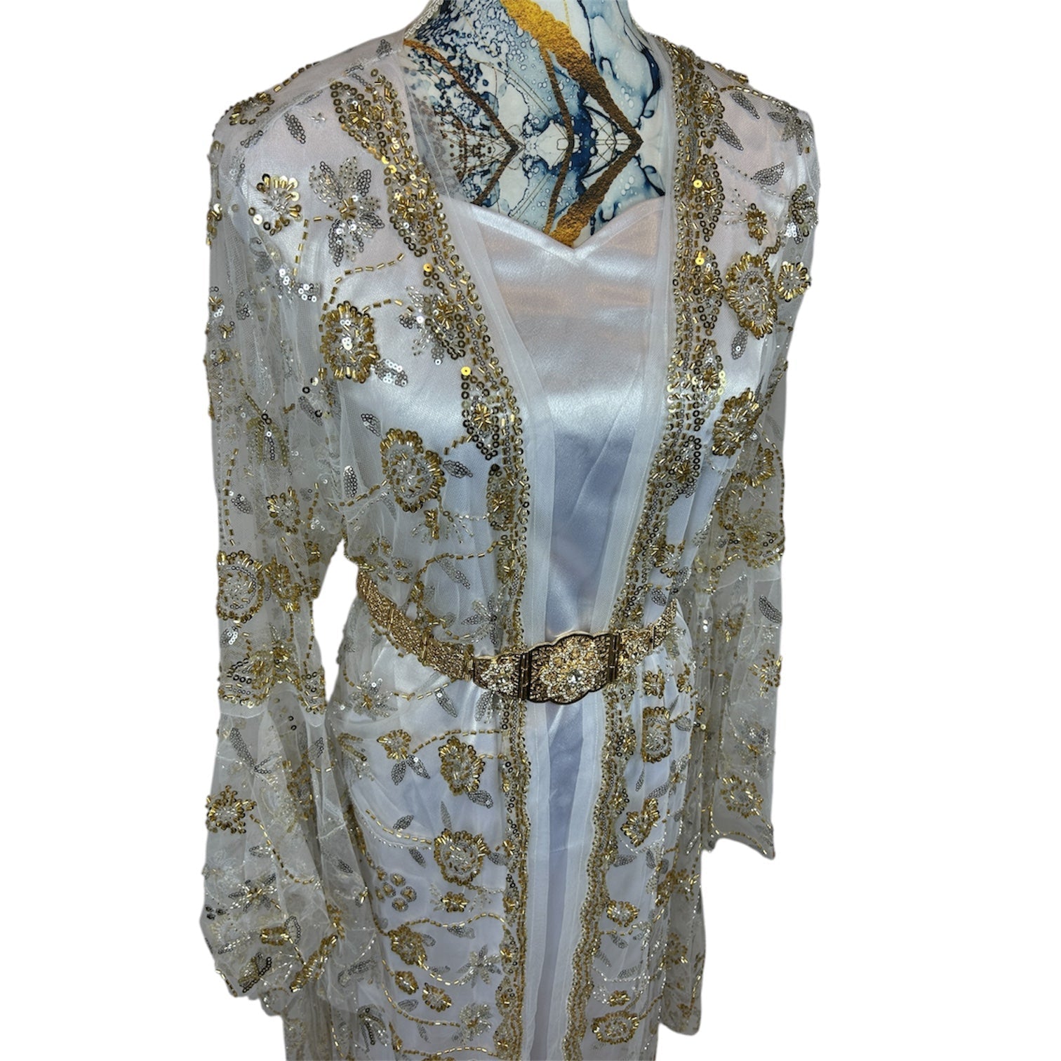 Kurdischer Luxus-Kaftan in Elfenbeinweiß – Handverziert & mit Glitzersteinen Kurdish Fanshop