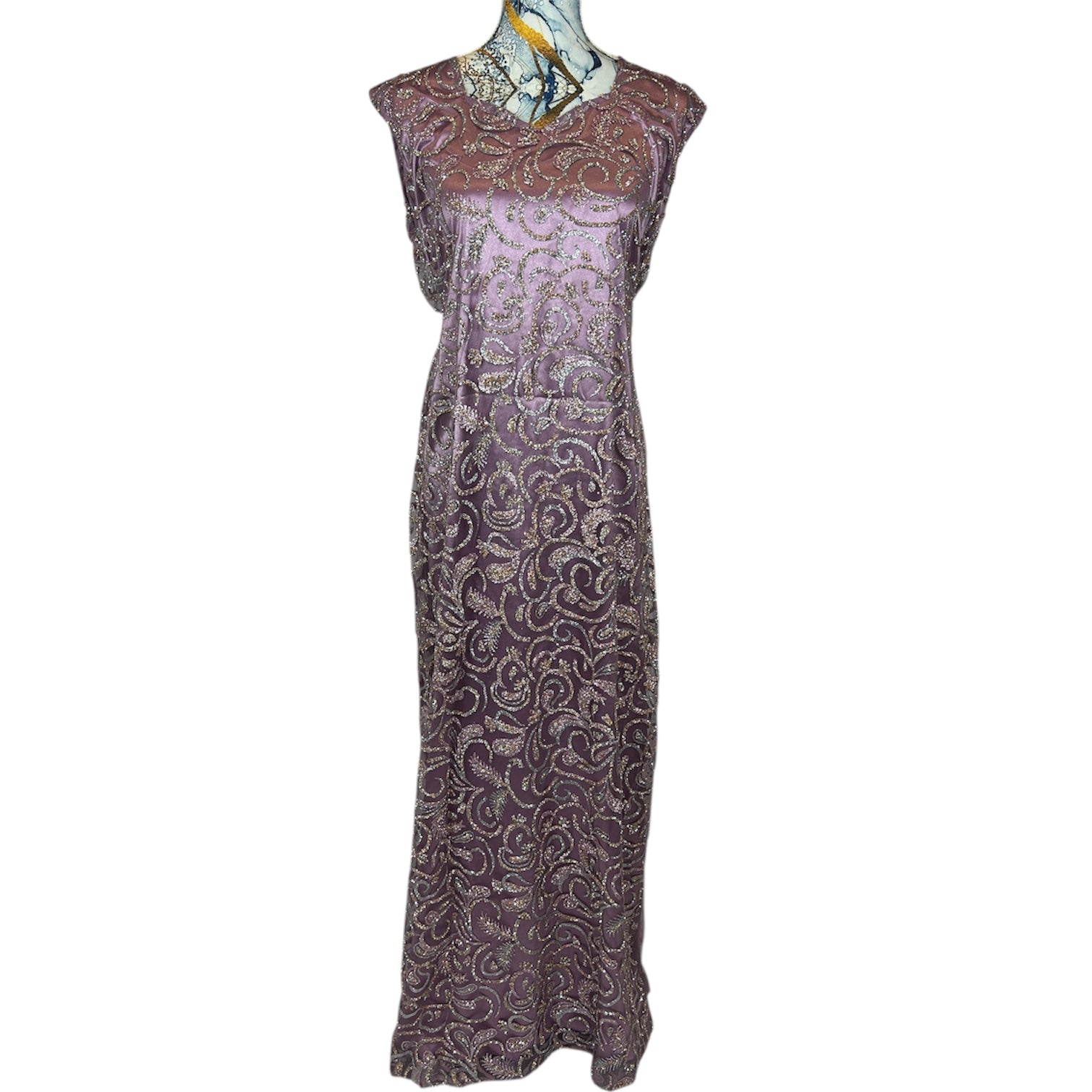 Kurdischer Luxus-Kaftan in Rosa – Handverziert & mit Glitzersteinen Kurdish Fanshop