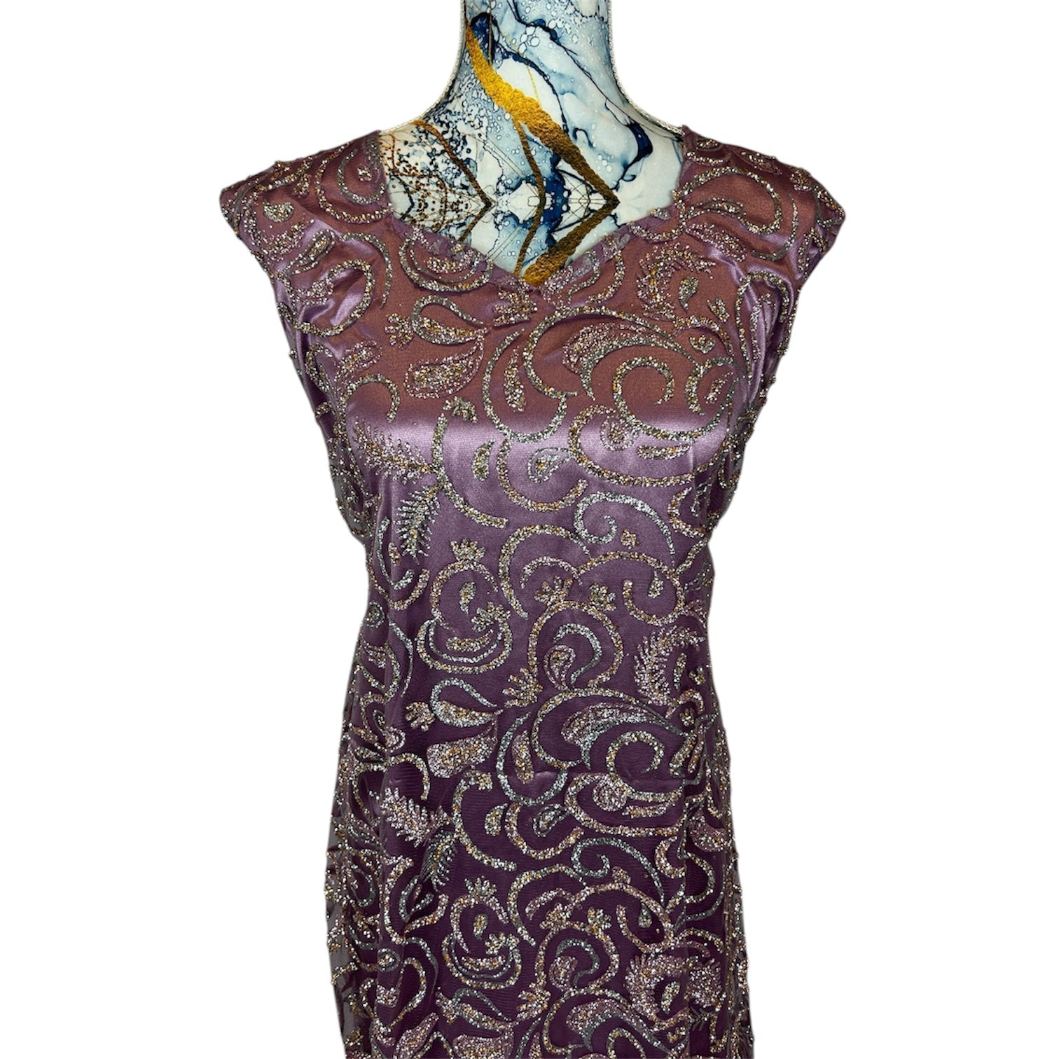 Kurdischer Luxus-Kaftan in Rosa – Handverziert & mit Glitzersteinen Kurdish Fanshop