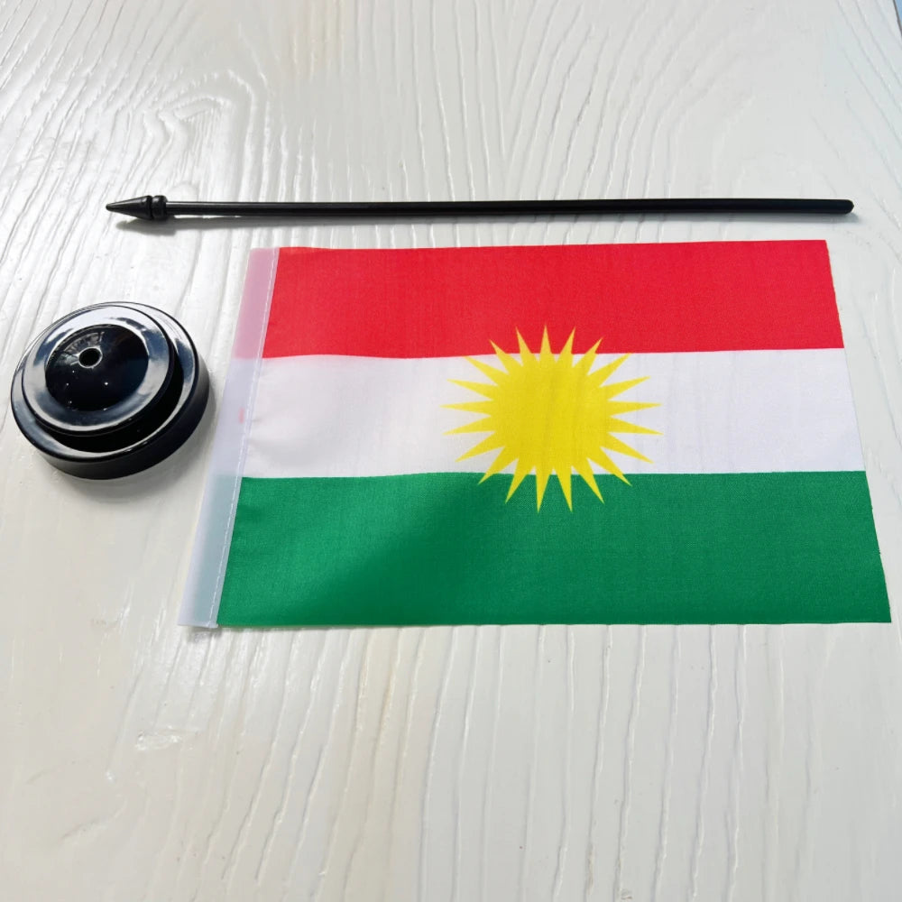 Kurdistan-Flagge für den Tisch – Dekoflagge mit Sockel Kurdish Fanshop